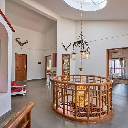 Stayvista At Cliffhanger Solitude With Balcony, Lawn Kolhapur Exteriör bild