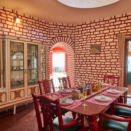 Stayvista At Cliffhanger Solitude With Balcony, Lawn Kolhapur Exteriör bild