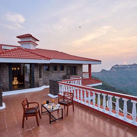 Stayvista At Cliffhanger Solitude With Balcony, Lawn Kolhapur Exteriör bild