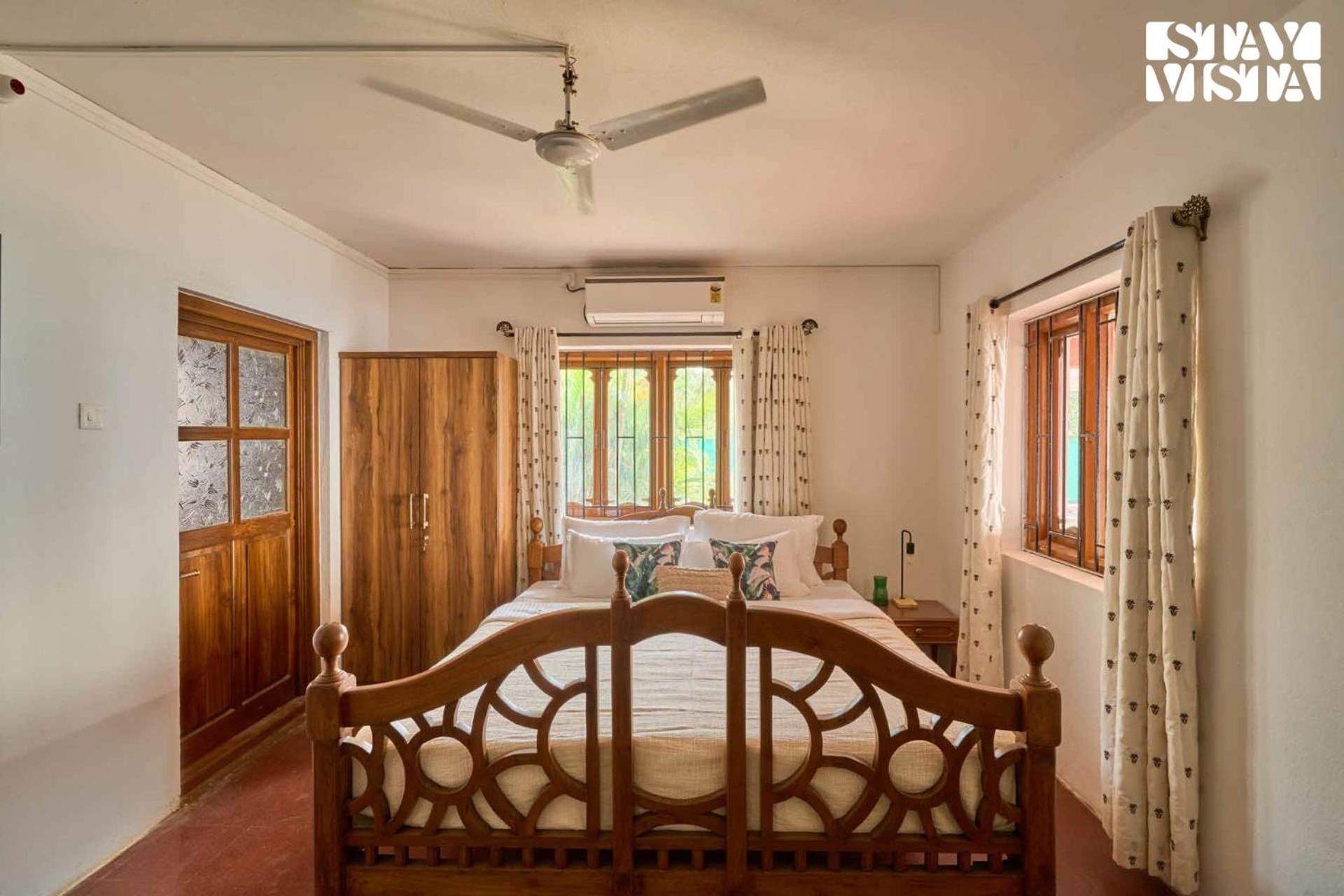 Stayvista At Cliffhanger Solitude With Balcony, Lawn Kolhapur Exteriör bild