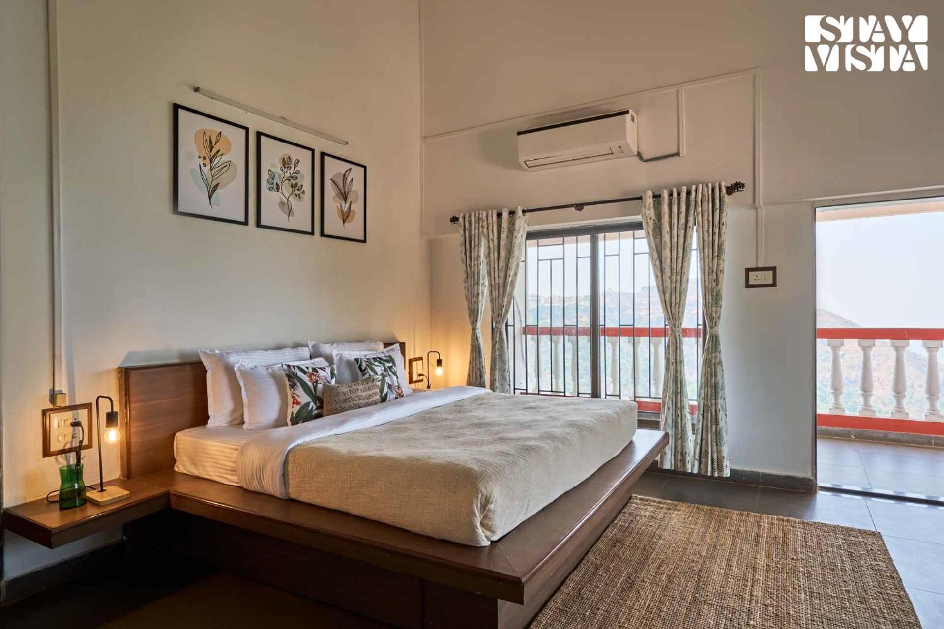 Stayvista At Cliffhanger Solitude With Balcony, Lawn Kolhapur Exteriör bild